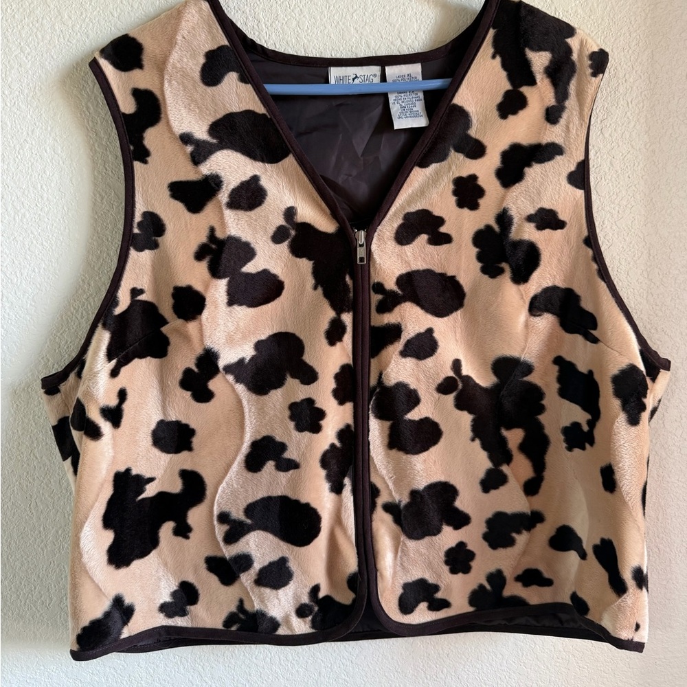 White Stag Black and Tan Animal Print Vest